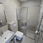 Sea Spray Sermiescio 34a Апартаменты