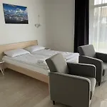 Апартаменты Sea Spray Sermiescio 34a *