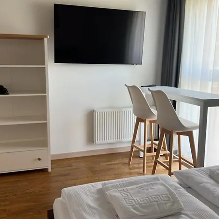 Sea Spray Apartment *