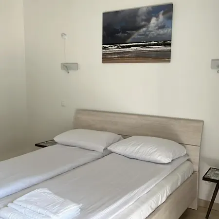 Sea Spray Sermiescio 34a * פלאנגה