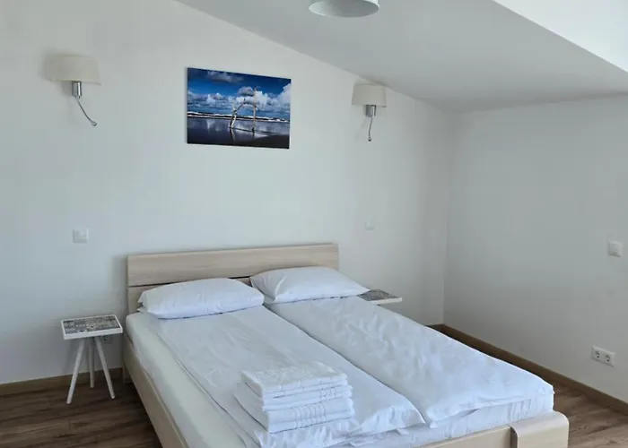 Sea Spray Sermiescio 34a Apartment