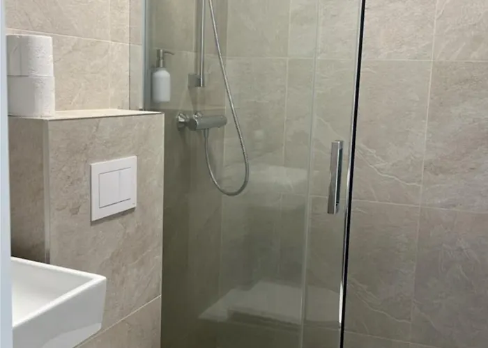 Sea Spray Sermiescio 34a Apartment